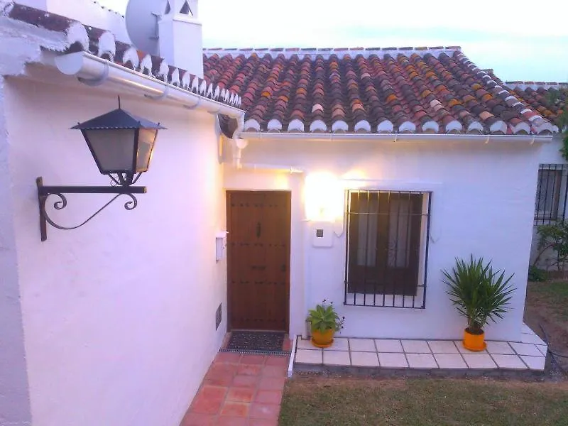 1 Bed Traditional Holiday Rental Cottage Oasis Capistrano Nerja Spain location